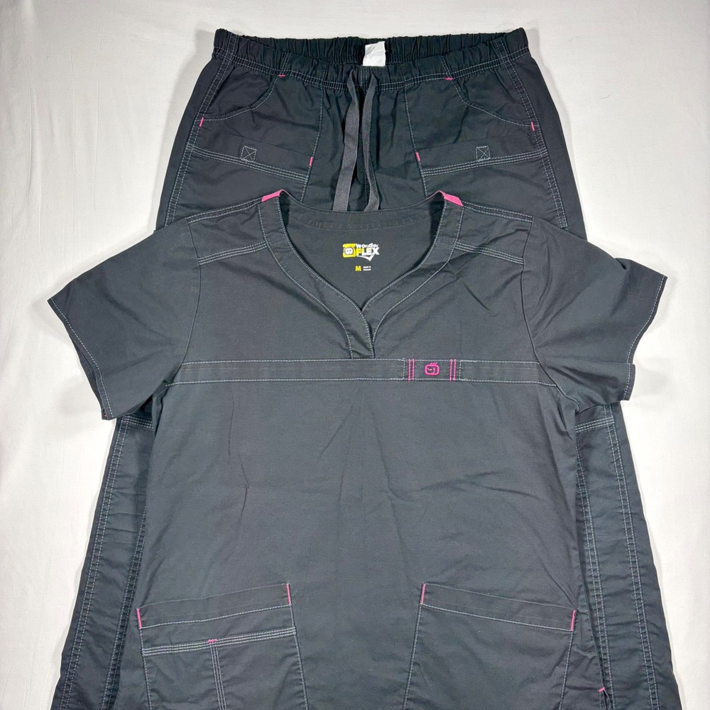 WonderWink WonderFLEX Scrub Set Med Black Pink V-Neck Top and SP Cargo Pants
